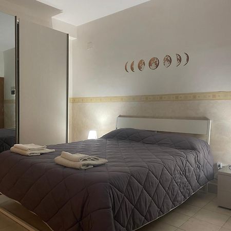 La Dependance Apartment บาร์เลตตา ภายนอก รูปภาพ